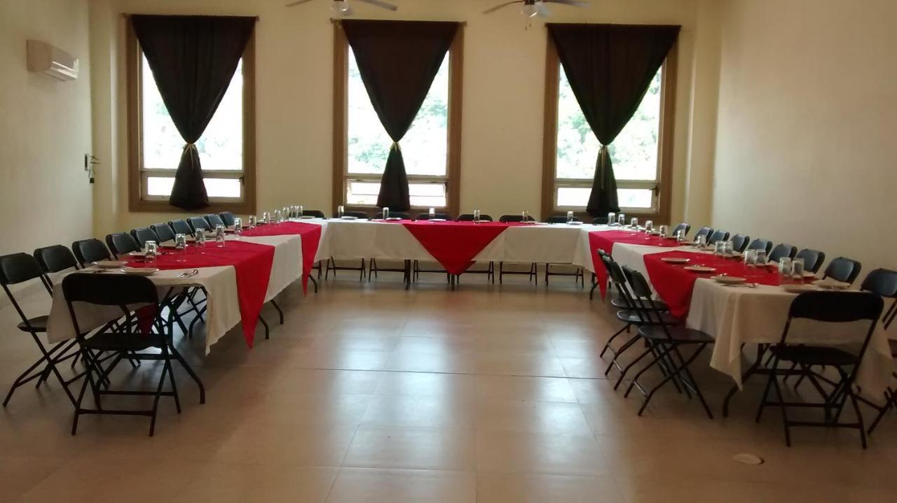Hotel Fayad De Huejutla Huejutla de Reyes Buitenkant foto